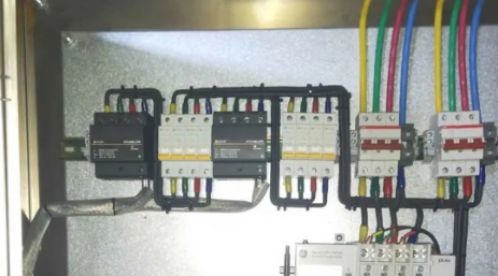 浪涌保護器安裝在配電箱內的什么位置-點擊查看-易造防雷 浪涌保護器安裝在配電箱內的什么位置-點擊查看-易造防雷