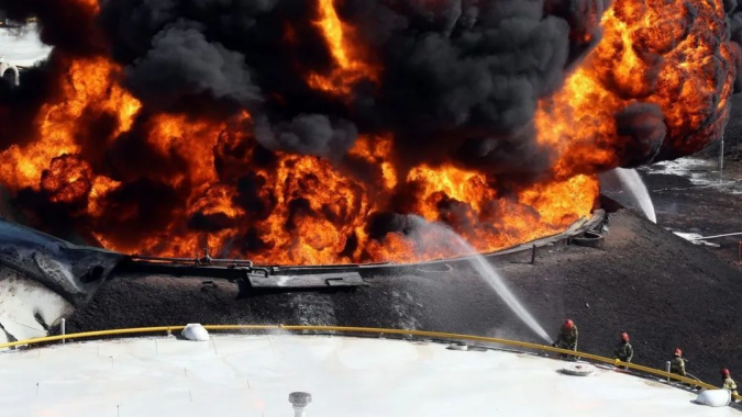雷電預警系統-危化品行業爆炸原因 雷電預警系統-危化品行業爆炸原因
