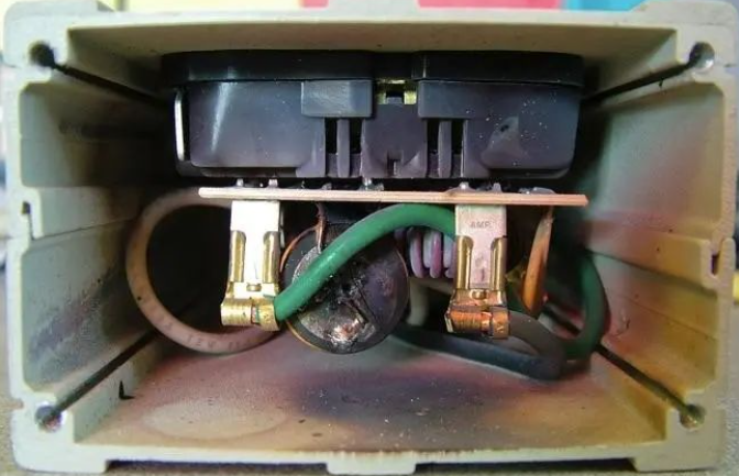 浪涌保護(hù)器的Uc值怎么選擇-UC過低的后果